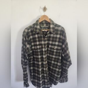 Vintage Field & Stream Heavyweight Flannel Size Large/Xl (see measurements)